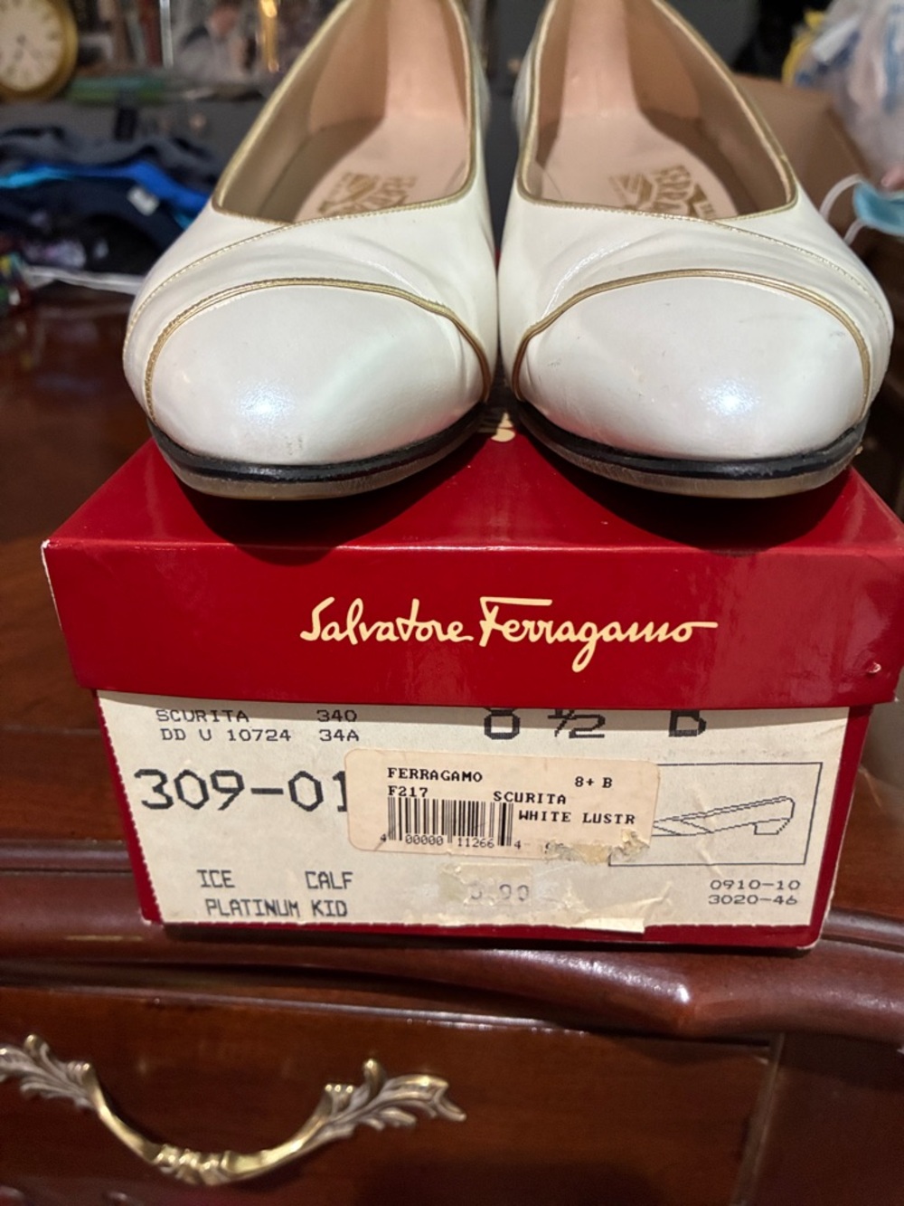 Salvatore Ferragamo Cream Leather Pointed-Toe Flats with Gold Trim Accents - Picture 2 of 5